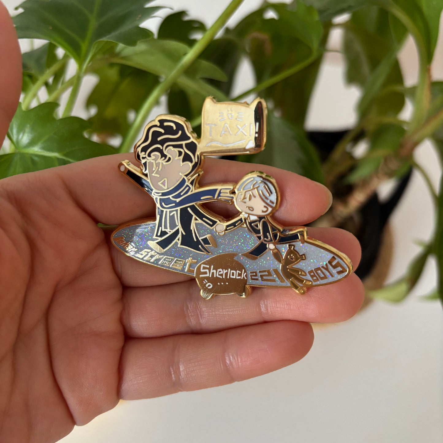 Sherlock & John Chibi Enamel Pin – Baker Street Boys Taxi Scene