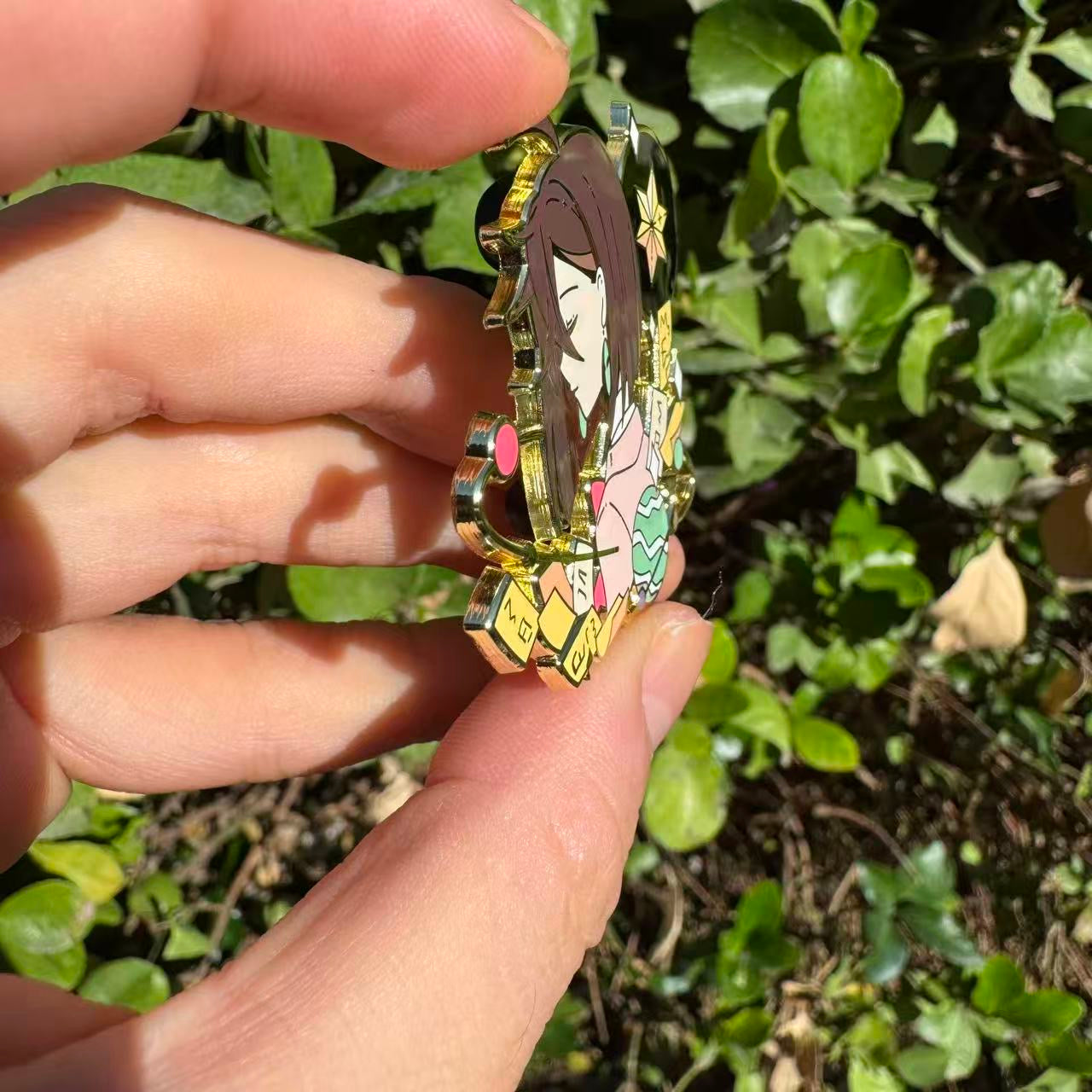Dandadan  Enamel Pin