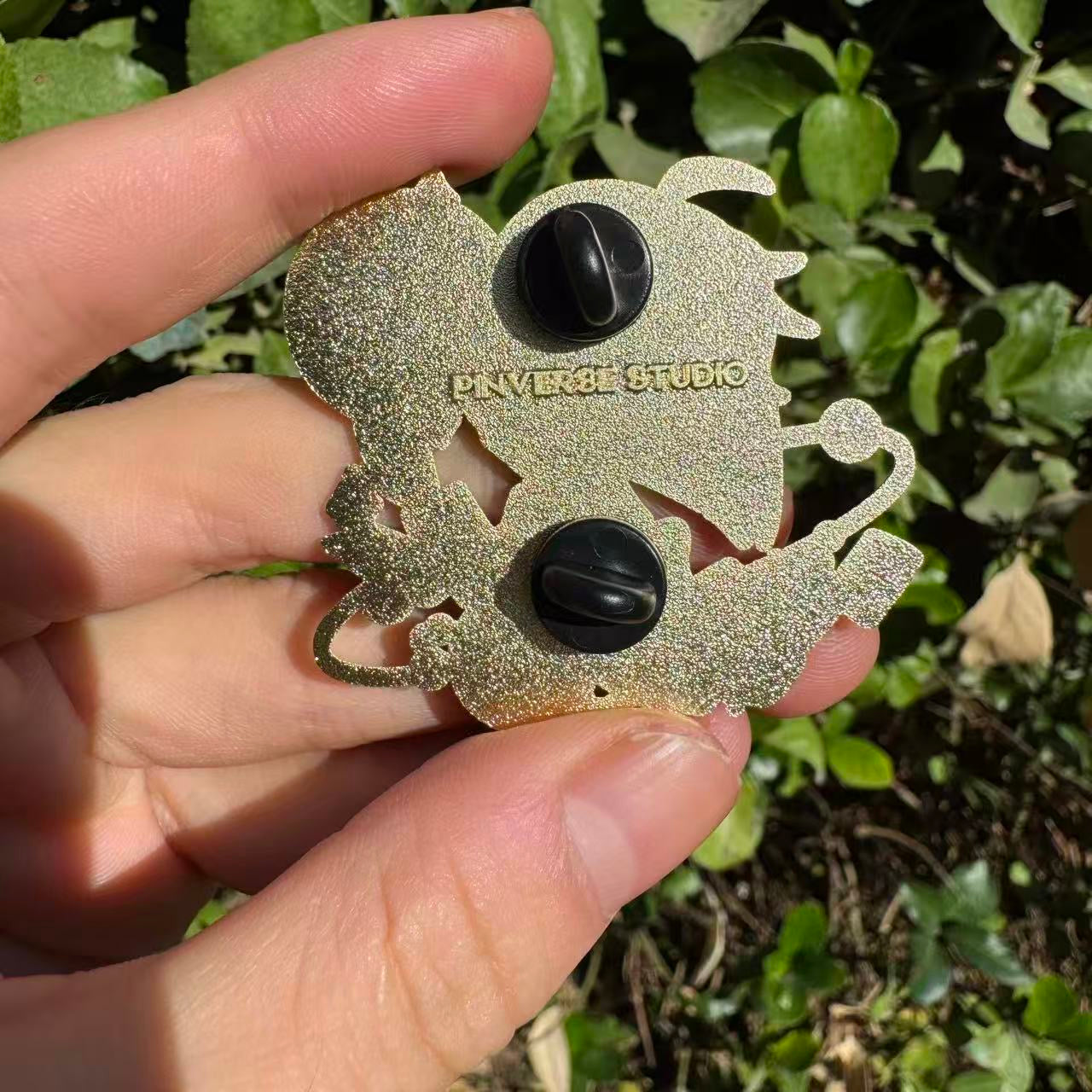 Dandadan  Enamel Pin